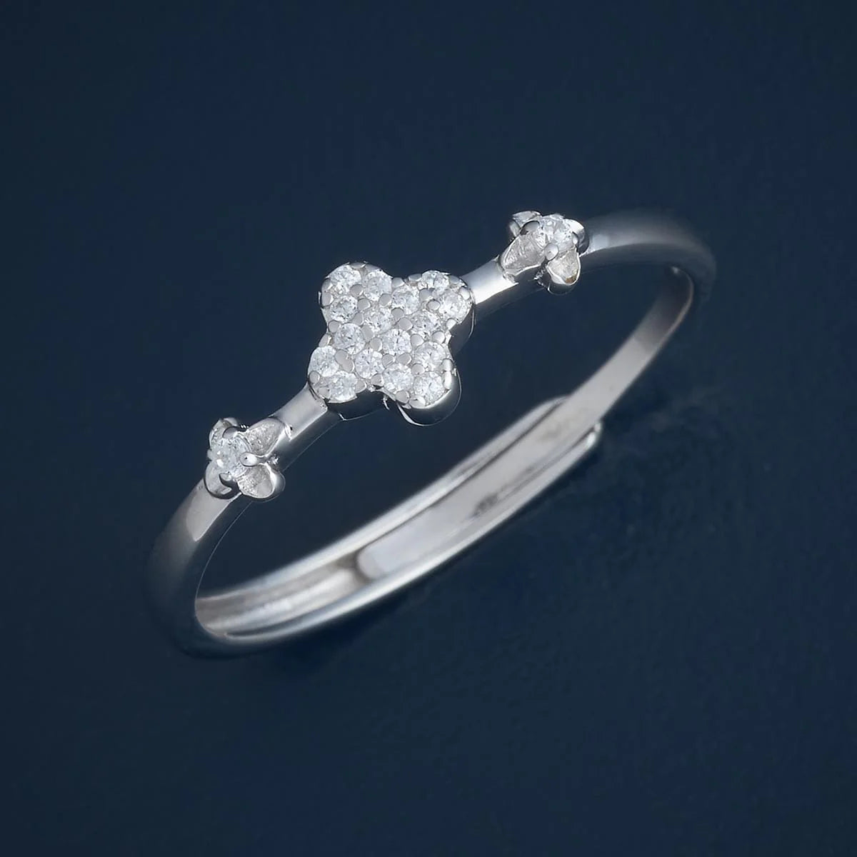 92.5 Silver Finger Ring 182927
